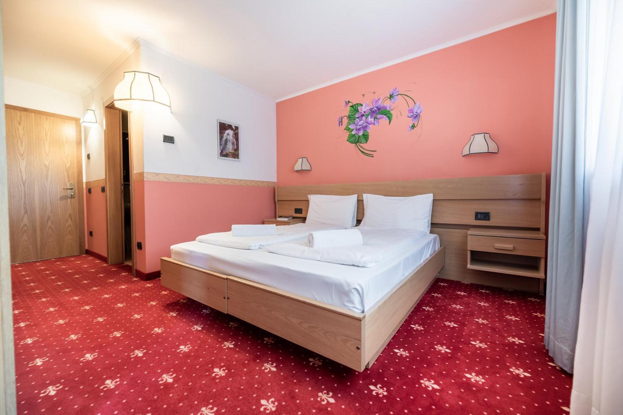 Active Hotel Gran Zebru' Cogolo Exterior photo